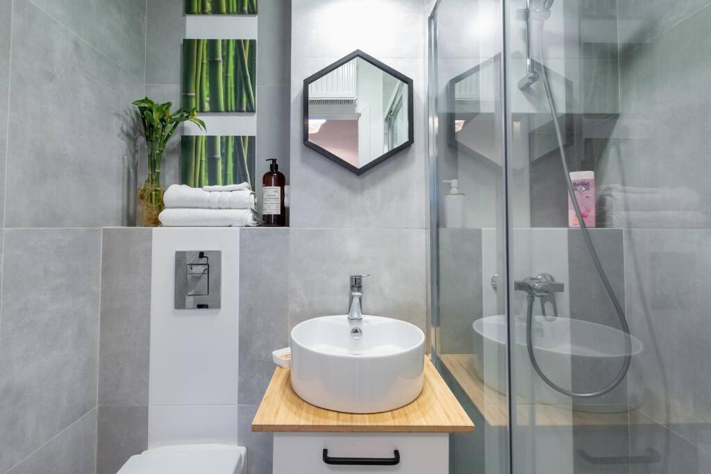 Comfy Place In The Heart Of Warsaw. Biz&travel. Appartement *